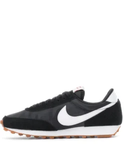 NIKE Daybreak - Womens