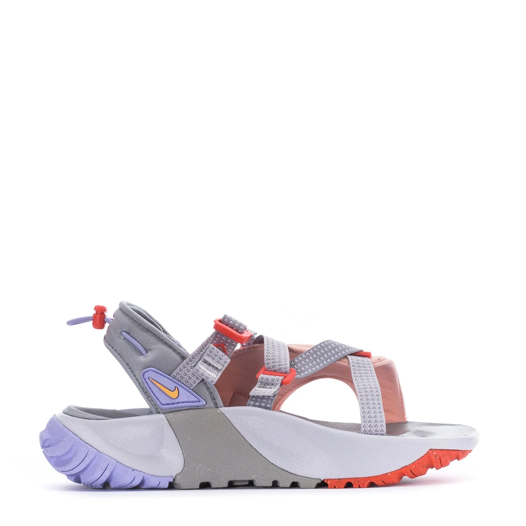 NIKE BEST SELLERS Oneonta - Womens