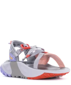 NIKE BEST SELLERS Oneonta - Womens