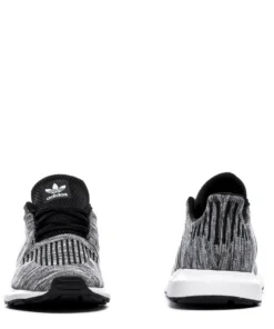 ADIDAS Swift Run - Kids BEST SELLERS