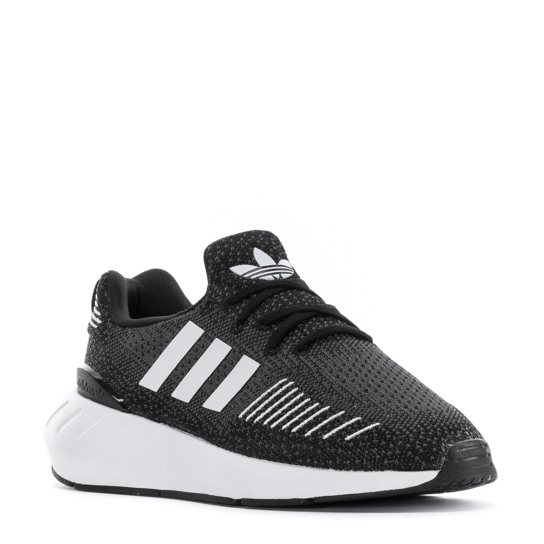 ADIDAS BEST SELLERS Swift Run 22 - Womens