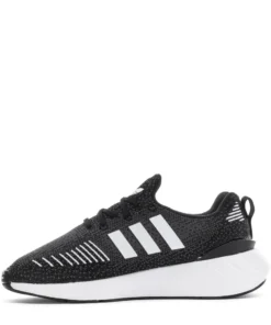 ADIDAS BEST SELLERS Swift Run 22 - Womens