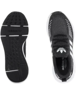 ADIDAS BEST SELLERS Swift Run 22 - Womens