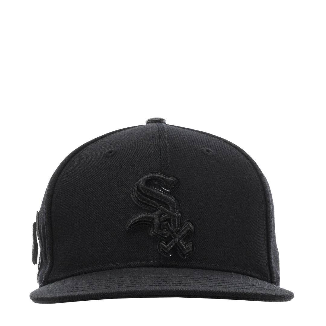 PRO STANDARD NEW ARRIVALS White Sox Triple Black Logo Snapback Hat