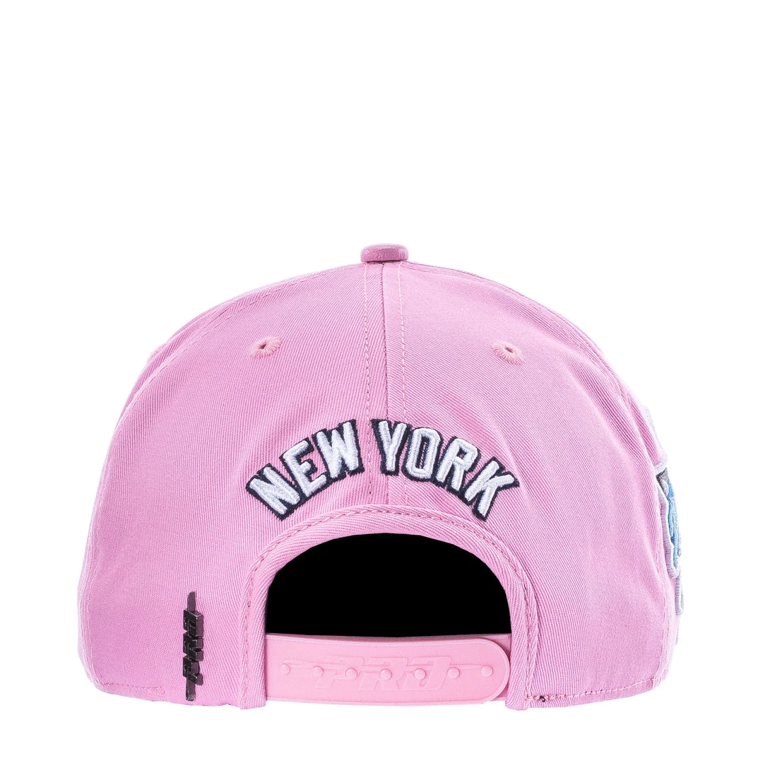 PRO STANDARD NEW ARRIVALS Yankees World Series Snapback Hat