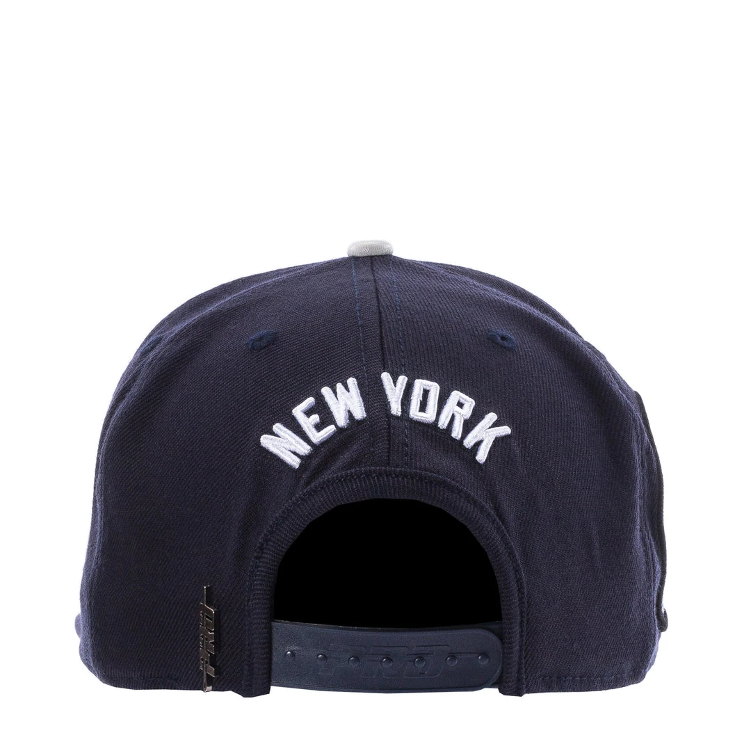 PRO STANDARD ACCESSORIES Yankees City Double Front Logo Snapback
